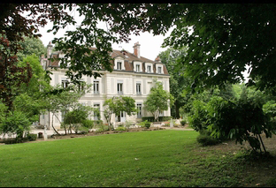 Château de la Dame Blanche***